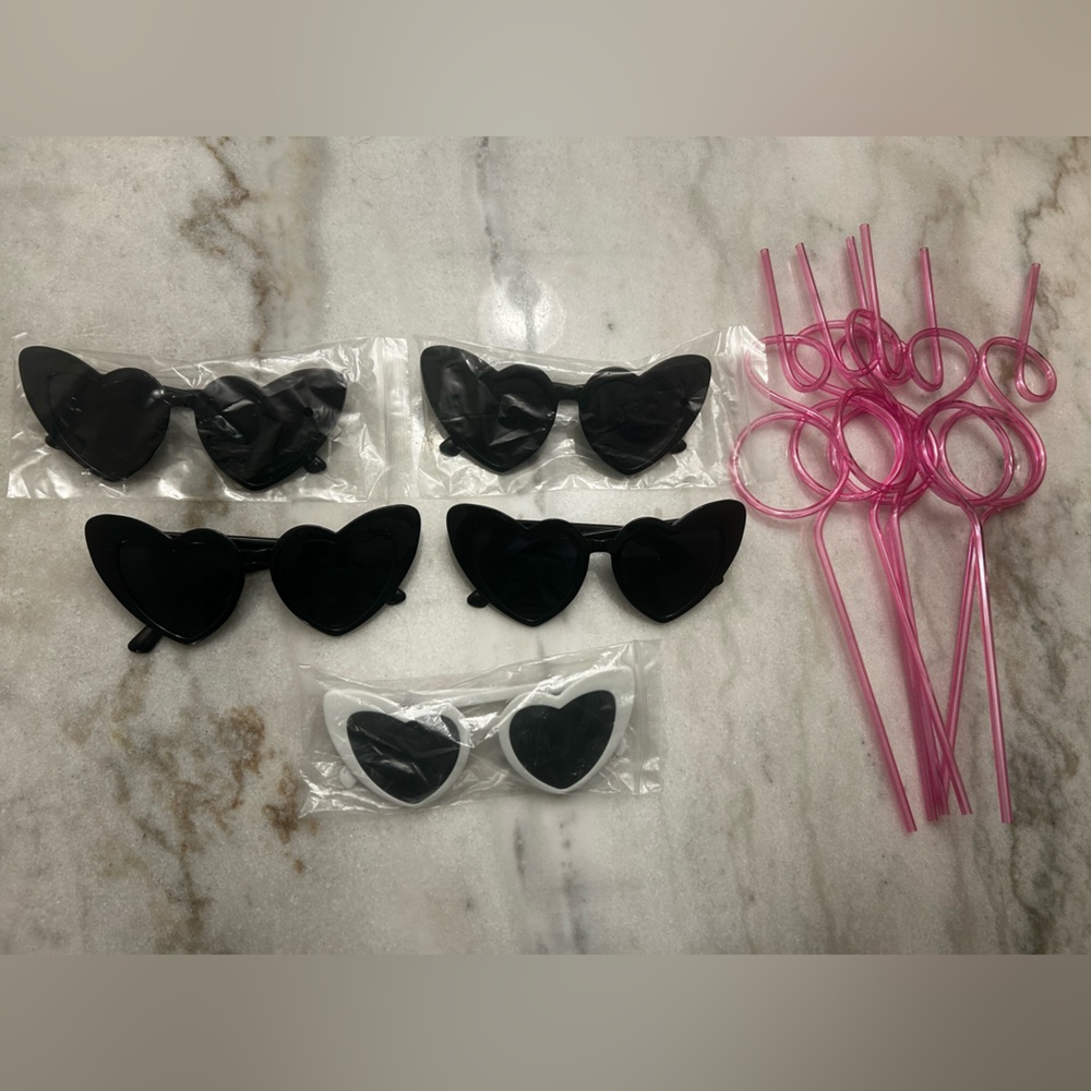 Heart-Shaped Sunglasses & Ring Straws